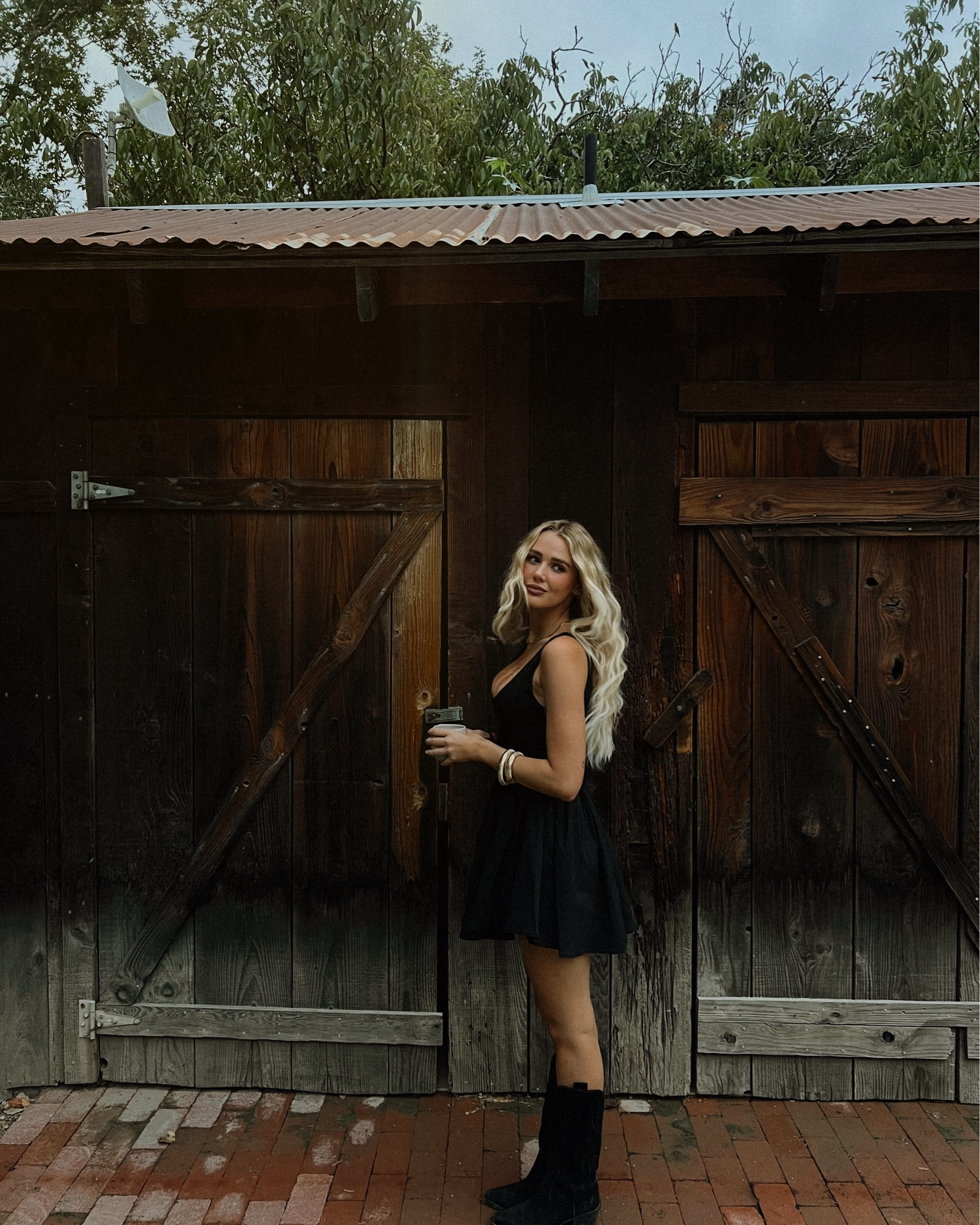 new @shop12thtribe drop is live #tribebabe

#LTKStyleTip #LTKFindsUnder100 #LTKSeasonal