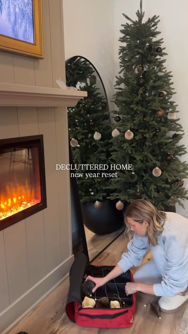 Clearing the space. Resetting the energy✨

#LTKFindsUnder100 #LTKFindsUnder50 #LTKHome