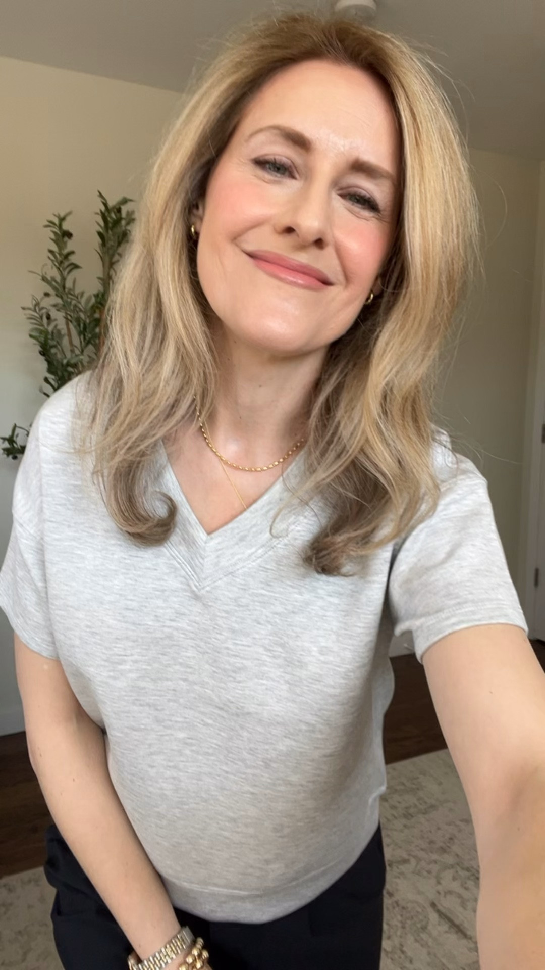 Love kohls athleisure including these short sleeve scuba knit tops. I’m wearing my true size small. #kohlsfinds @kohls 