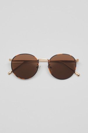 Oval Slim Frame Sunglasses - Gold - Ladies | H&M GB | H&M (UK, MY, IN, SG, PH, TW, HK)