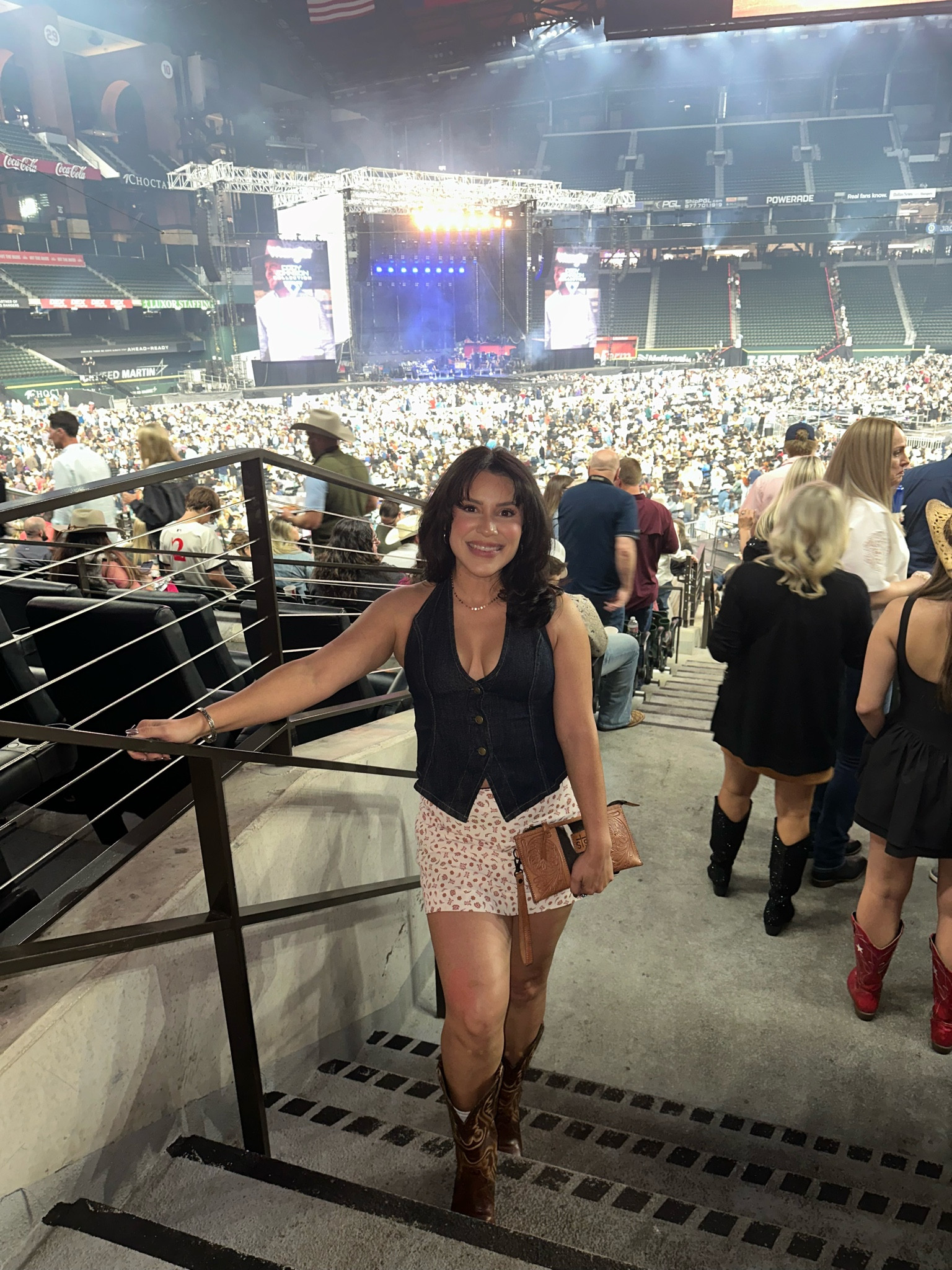 Country concert 🤠

#LTKSeasonal #LTKCyberWeek #LTKU