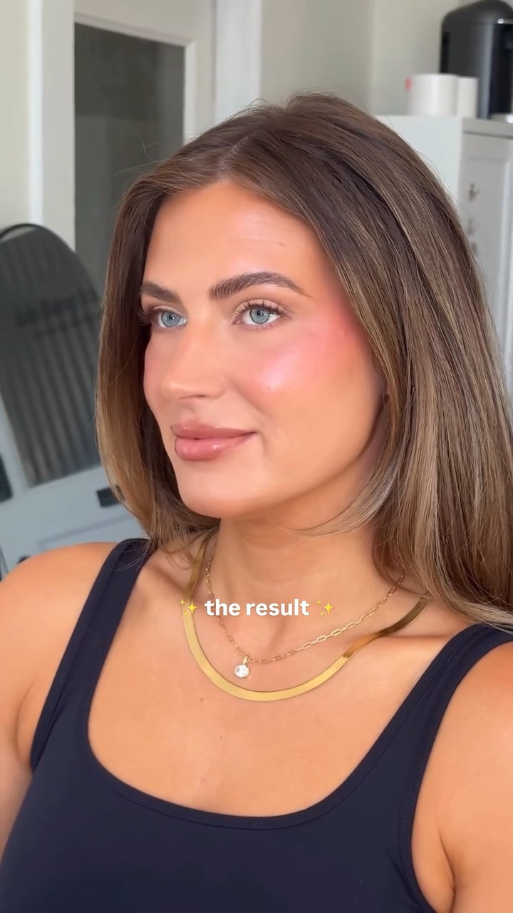 my favorite kind of makeup looks! how to ask for this ⬇️

- bronzey glowy base 
- sunburnt blush 
- soft brown matte eye
-  a brown smudged liner 
- brown individual lashes 
- neutral pinky brown lip