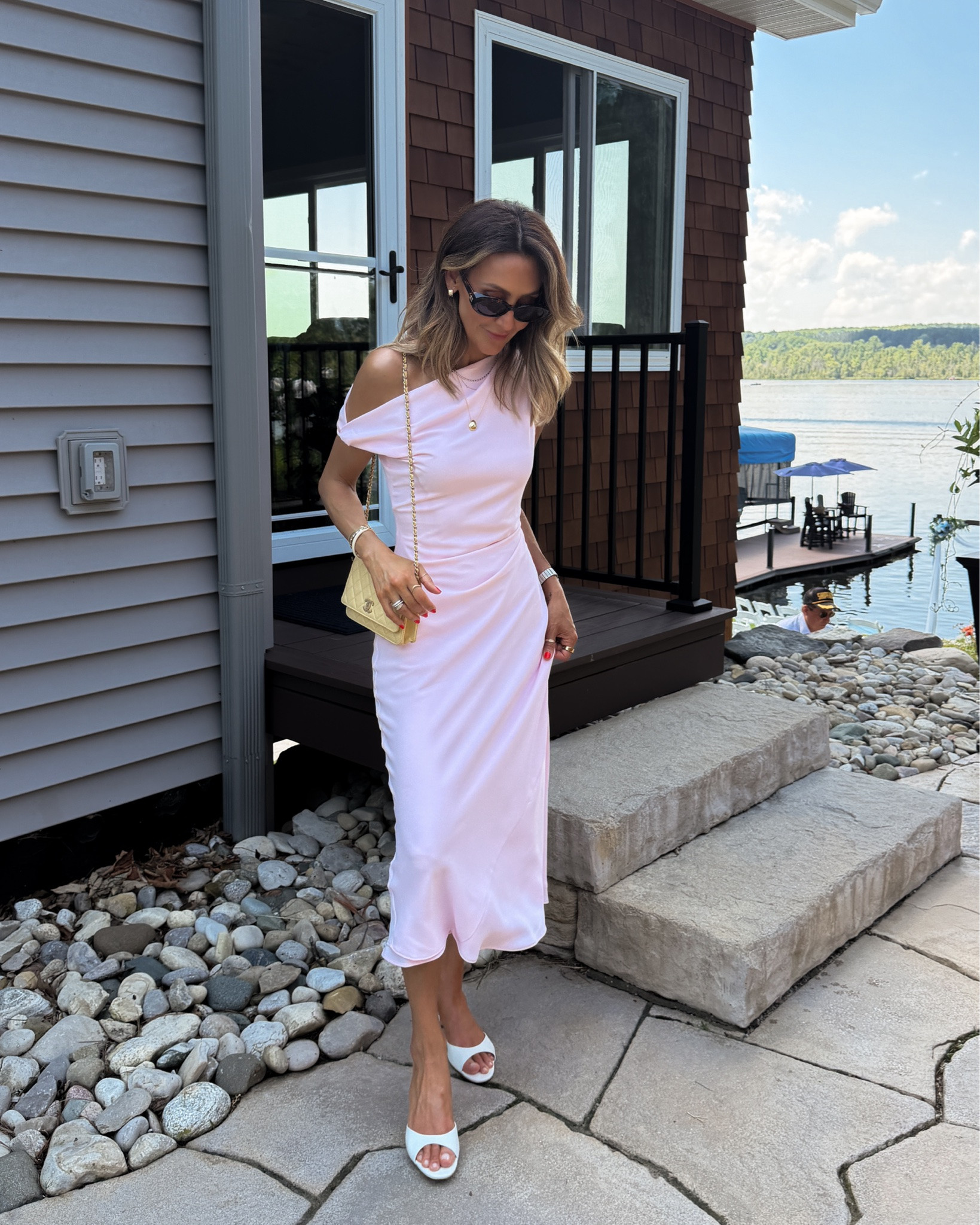 Wedding guest dress! Simple and extremely flattering, the perfect shade of pink for an outdoor wedding, side ruching, lining and flowy crepette is also wrinkle resistant. Size XS 
You can borrow bags with code KARINARESKE and get 50% off your first two month membership!

#LTKootd #LTKgrwm #LTKWedding