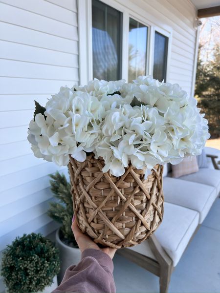 My favv little basket is on sale!!! 👏🏻  FOR UNDER $10!!

Comes with a plastic liner & adds so much texture to a space and can be kept out all year long!! I love these faux white hydrangeas for spring and summer! 

I keep mine outside but could totally be kept inside too!! 🤩

#LTKSeasonal #LTKFindsUnder50 #LTKSaleAlert