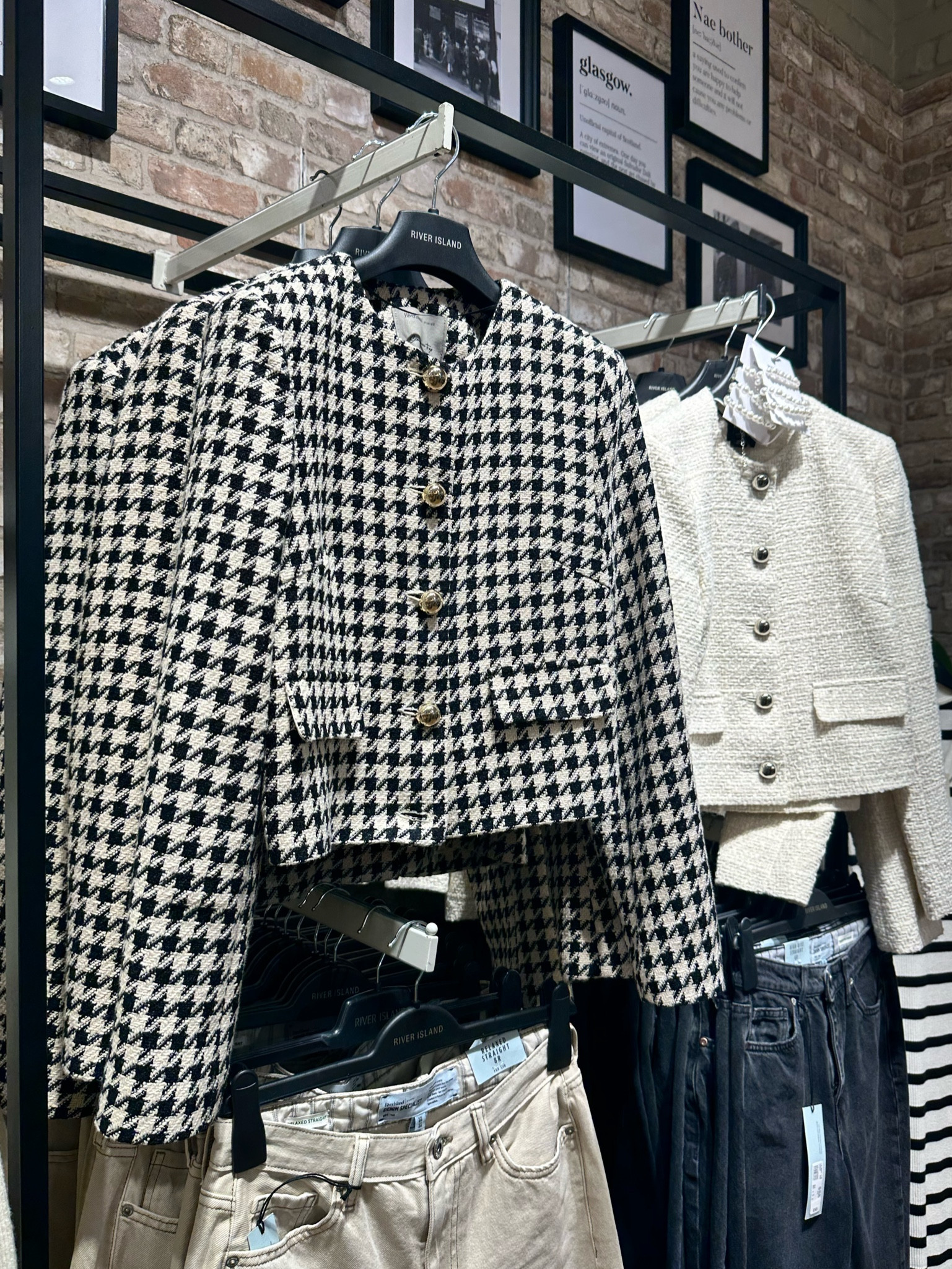 My River Island new in picks! 

Spring is coming! 

River island highstreet fashion Like to Know

#LTKstyletip #LTKSpringSale #LTKSeasonal