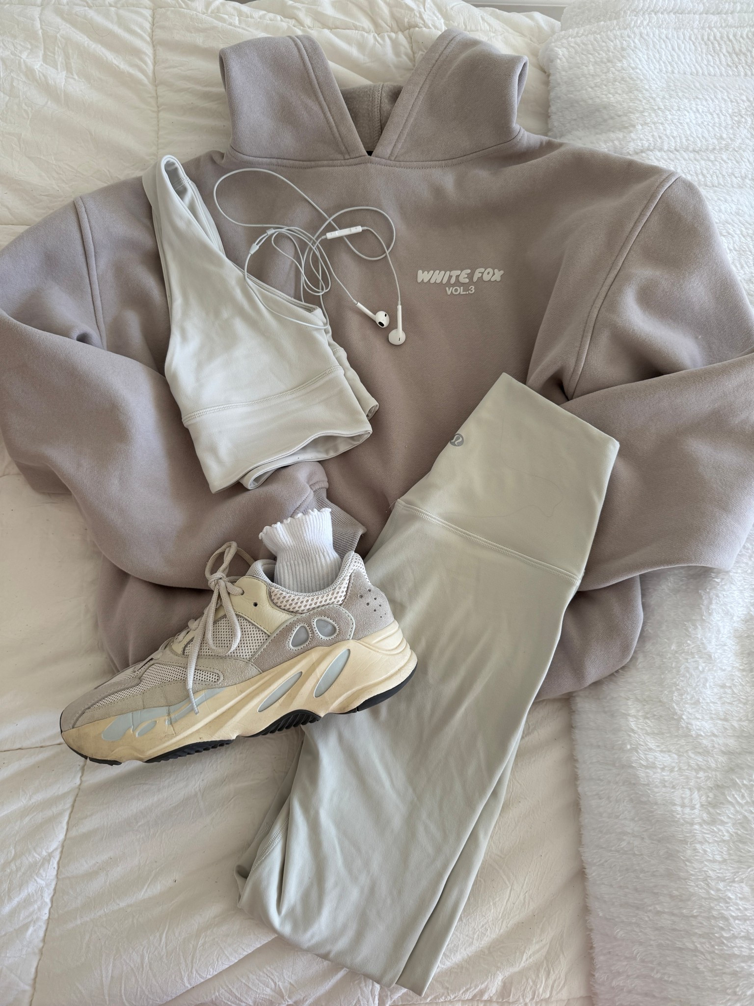 workout set <3

#workoutset #matchingset #lululemonleggings #pilates



#LTKfitnessgoals #LTKCyberWeek #LTKootd