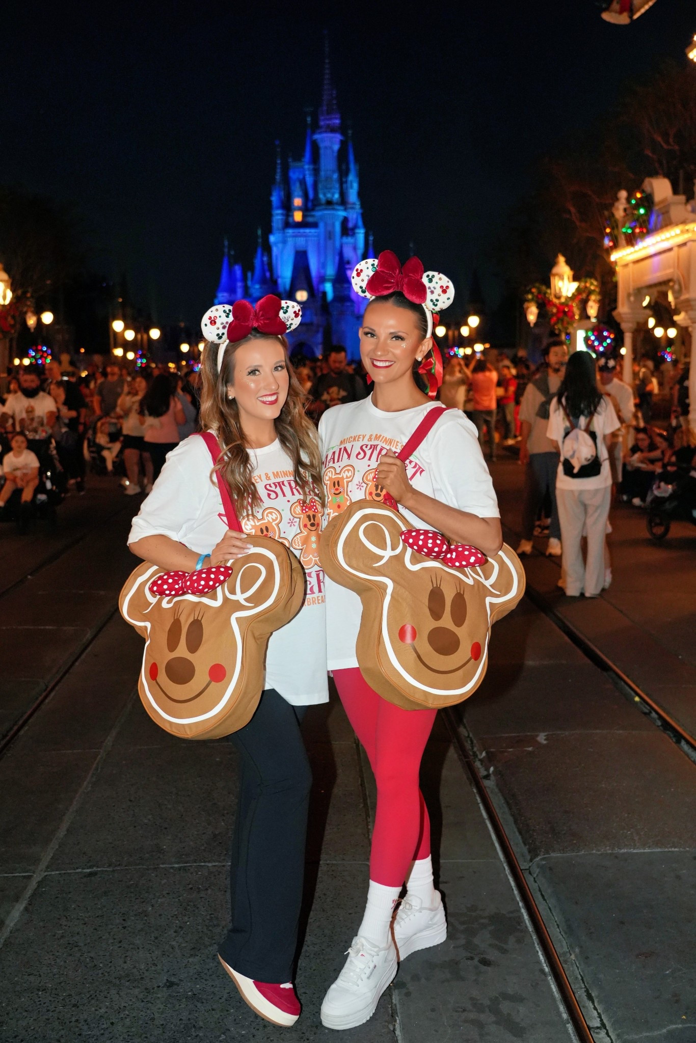 Disney Christmas outfit inspo!
