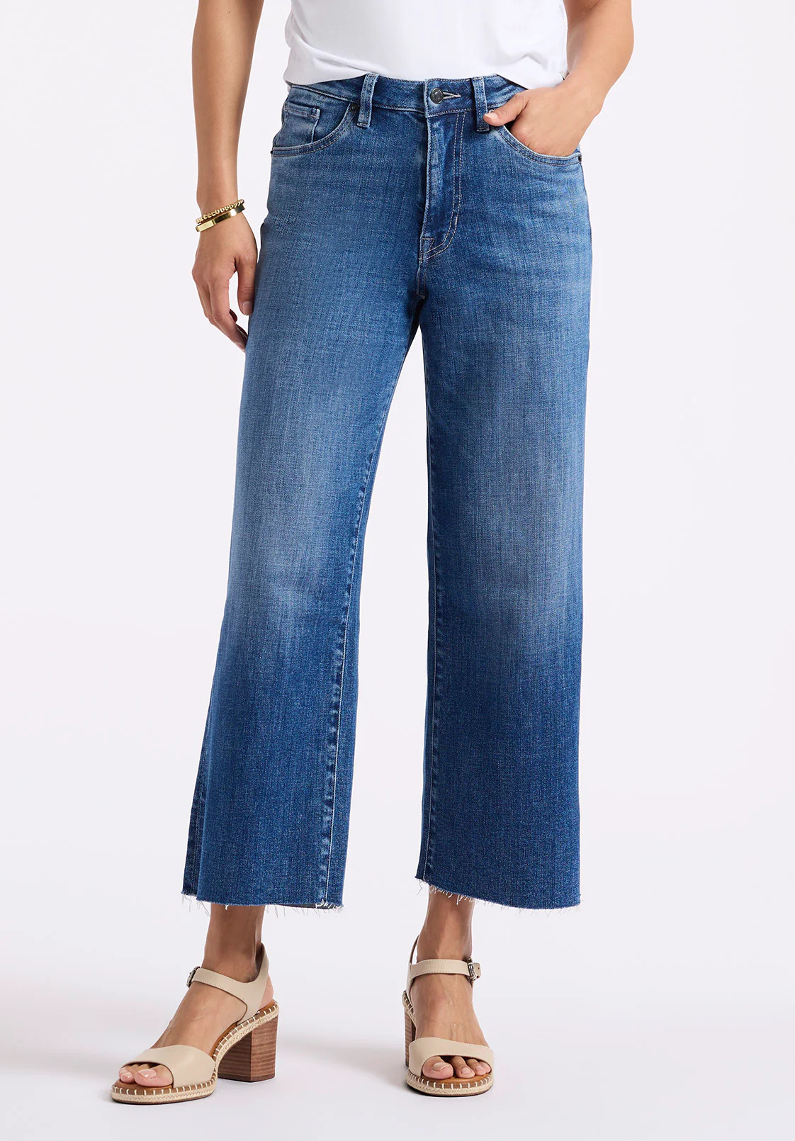 High Rise Wide Leg Cropped Addison Women's Jeans, Indigo Sanded - BL16069 | Buffalo David Bitton