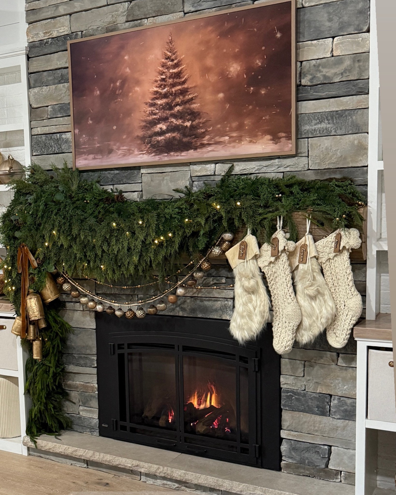 Frame tv is on sale!

#LTKHome #LTKHoliday #LTKGiftGuide