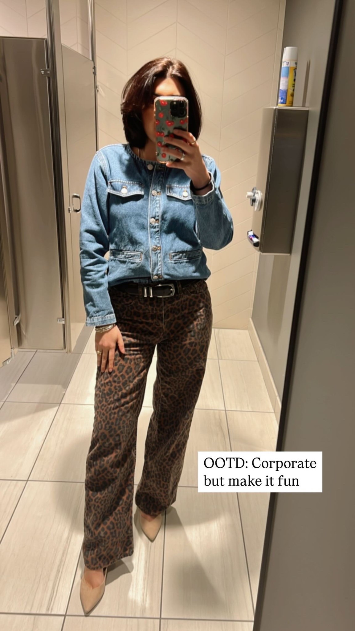 Leopard print obsessed 

Size 25- jeans 
Small- top 

#LTKSpringSale