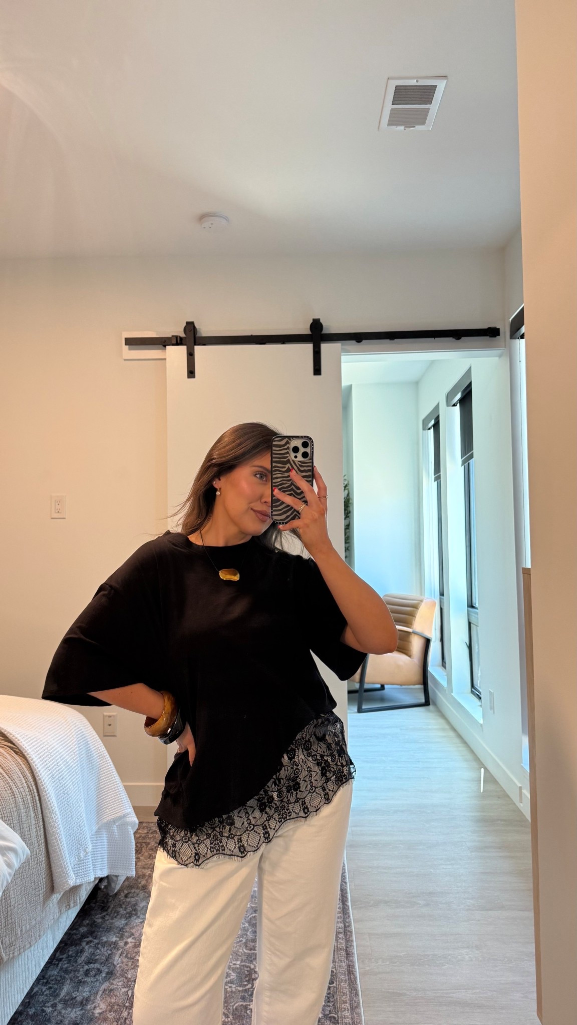 Asymmetrical lace tshirt / M (runs big!)