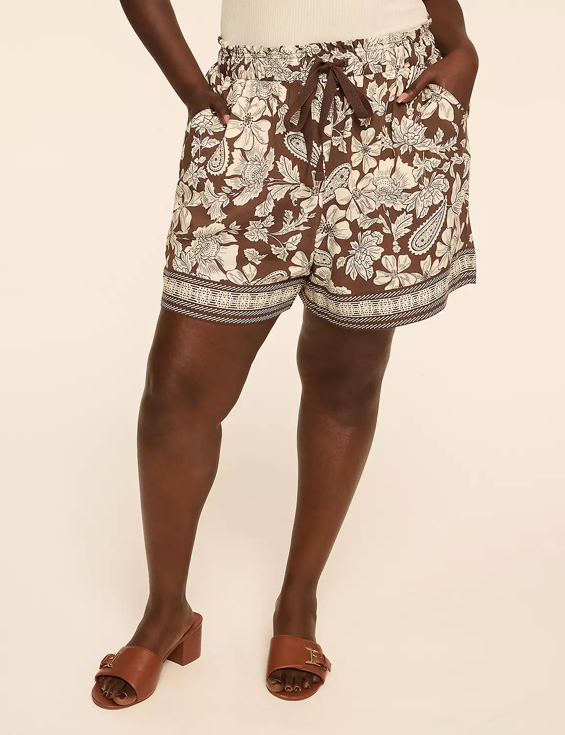 Printed Relaxed Pull-On 5.5” Short | LaneBryant | Lane Bryant (US)