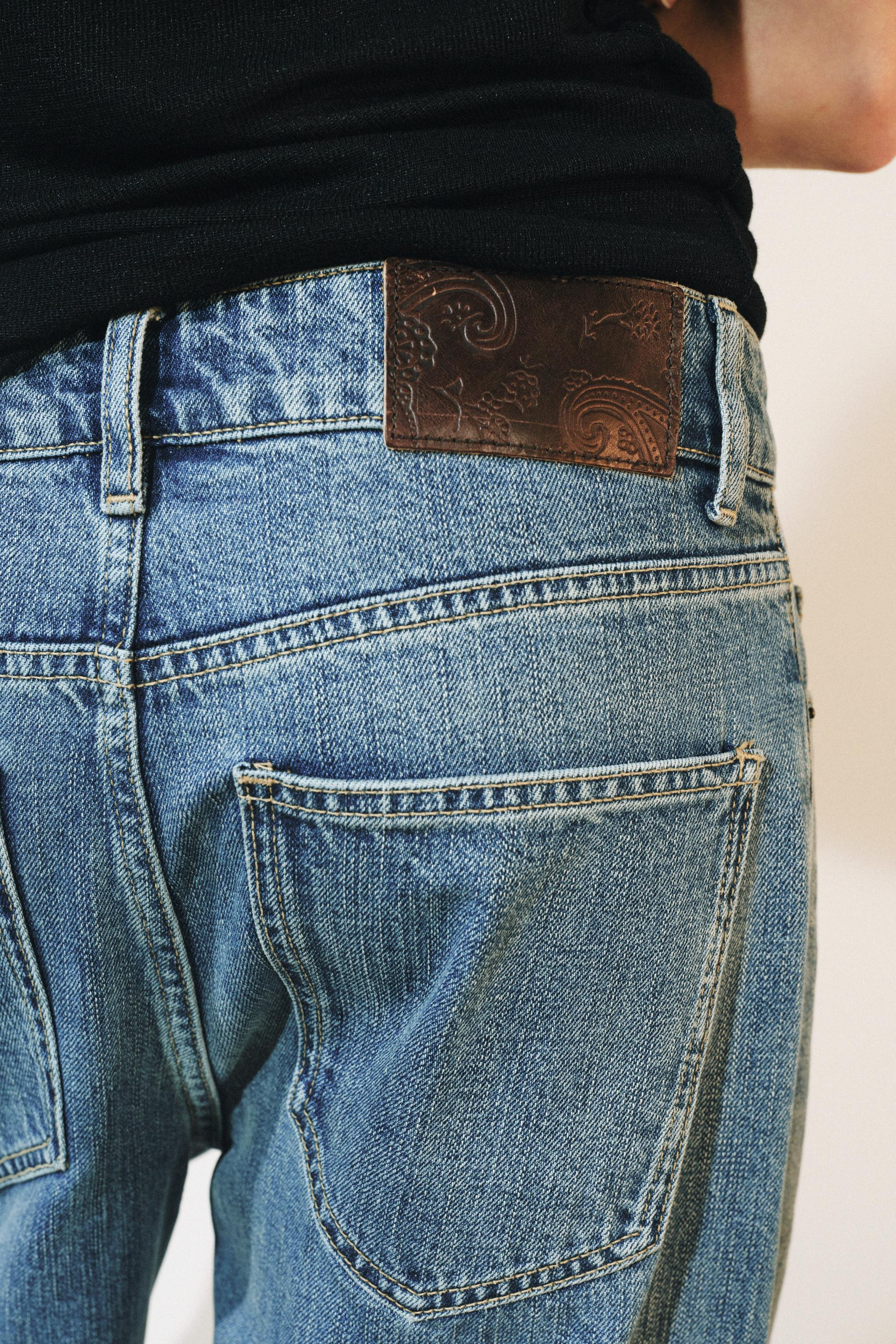 LOW RISE - WIDE LEG - FULL LENGTHZARA WOMAN COLLECTIONLow-rise jeans with belt loops. Five-pocket... | Zara US
