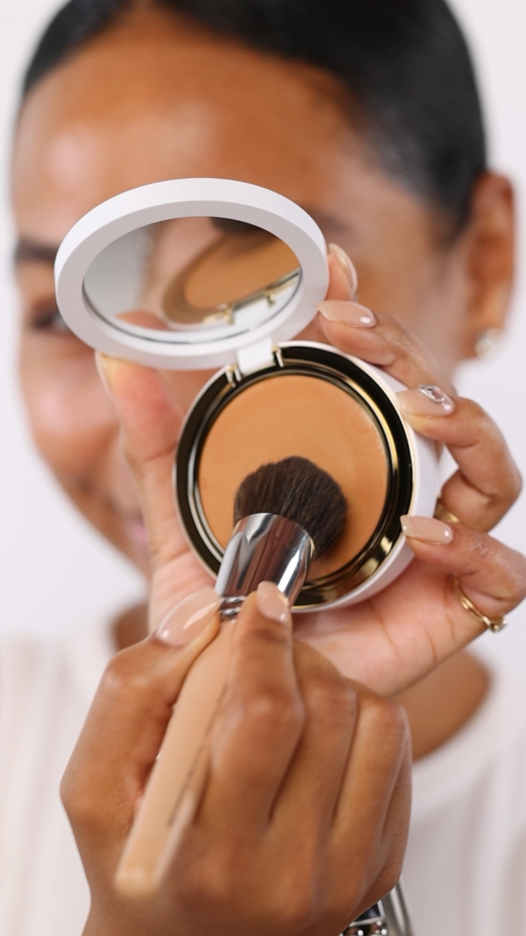 #ad I'm so excited to be partnering up with @fashionfaircosmetics and @sephora to celebrate the reimagining of this iconic brand! Today I'm wearing their Creme to Powder Foundation, Lush Blush Duo, and Iconic Lipstick - giving me the perfect all-day glam look. Fashion Fair is now available exclusively at select Sephora stores and online at sephora.com. Don't miss out on this chance to update your makeup routine with a new go-to soft glam look for gorgeous results! 

#FFHolidayGlam #FashionFair #FashionFairCosmetics #FFCremeToPowderFoundation
#BlackOwned


#LTKbeauty #LTKunder50