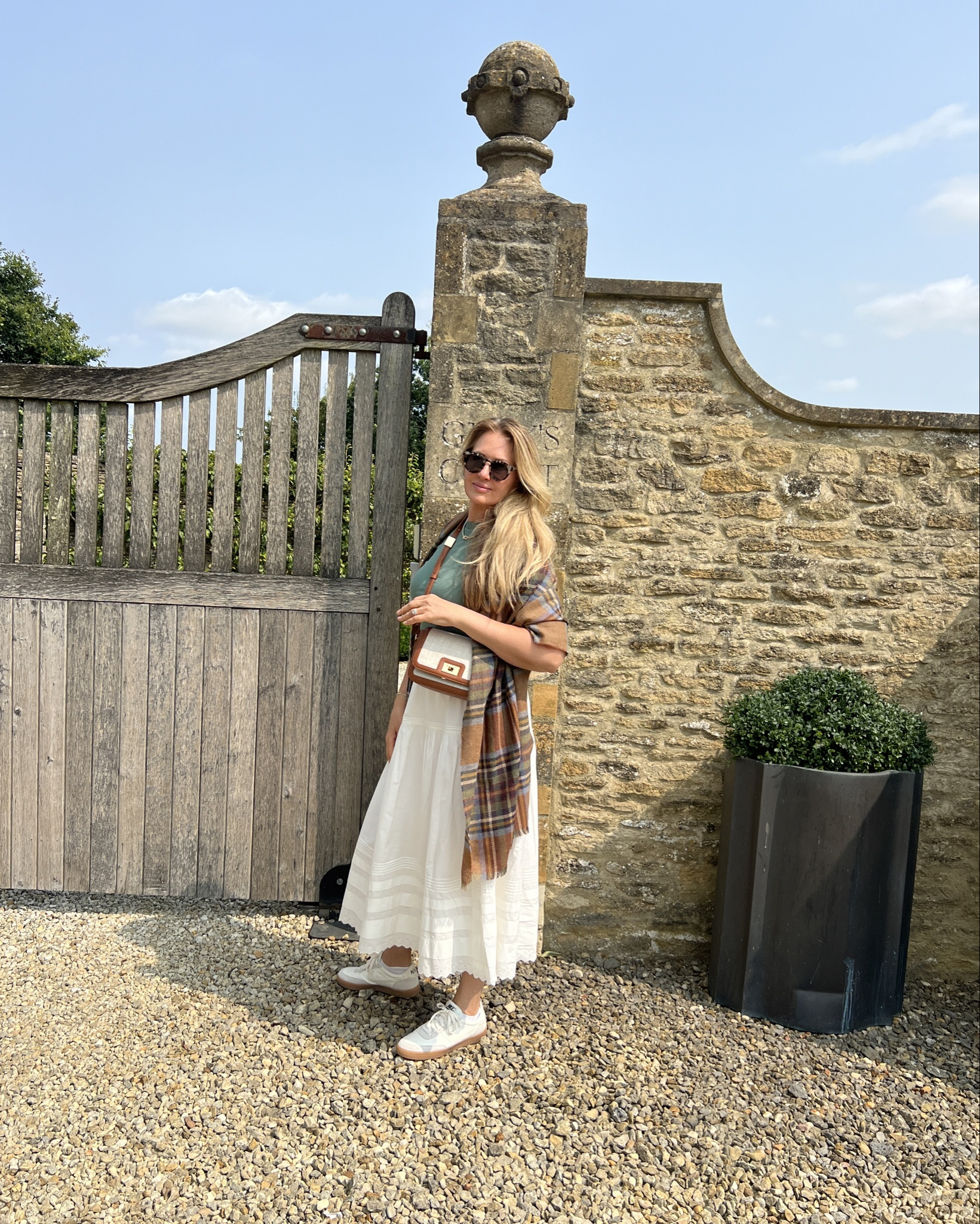 Touring the Cotswolds! All Scottish wool scarves are on my website. ♥️