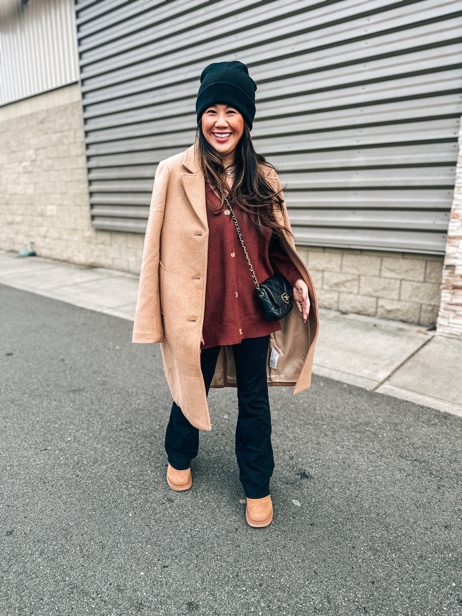 Winter layering outfit idea


#LTKSeasonal #LTKover40 #LTKfindsunder50
