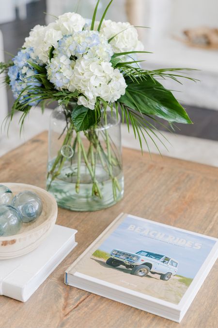 Coffee table decor. Style your home with these options.  



#LTKhome #LTKstyletip #LTKover40