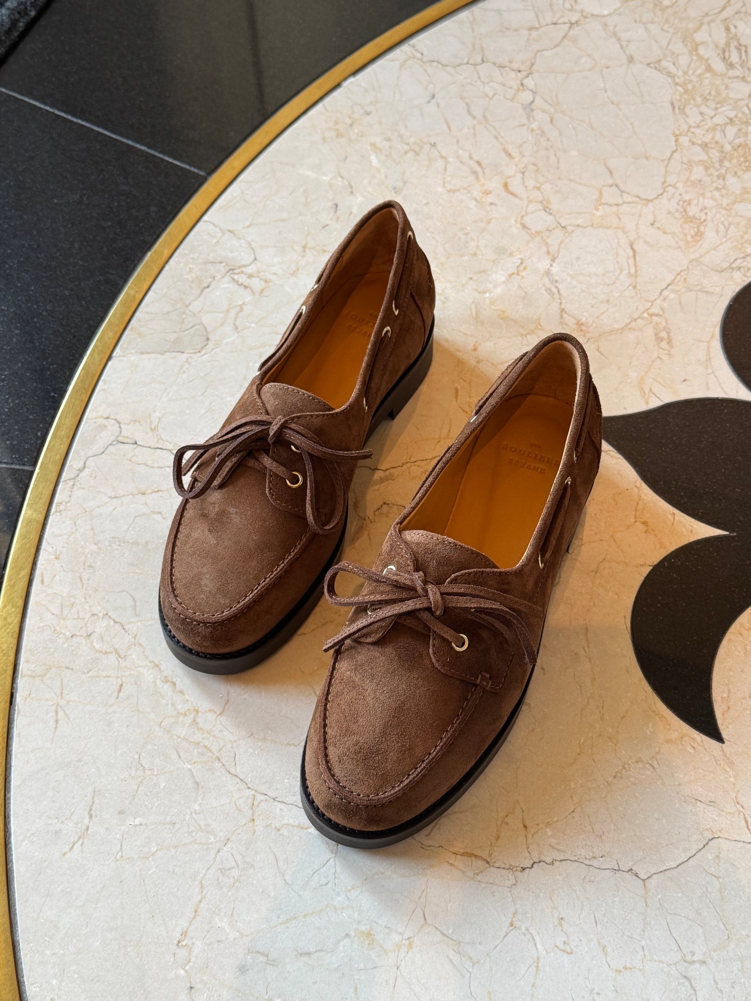 My dream suede loafers !!!

#LTKShoeCrush