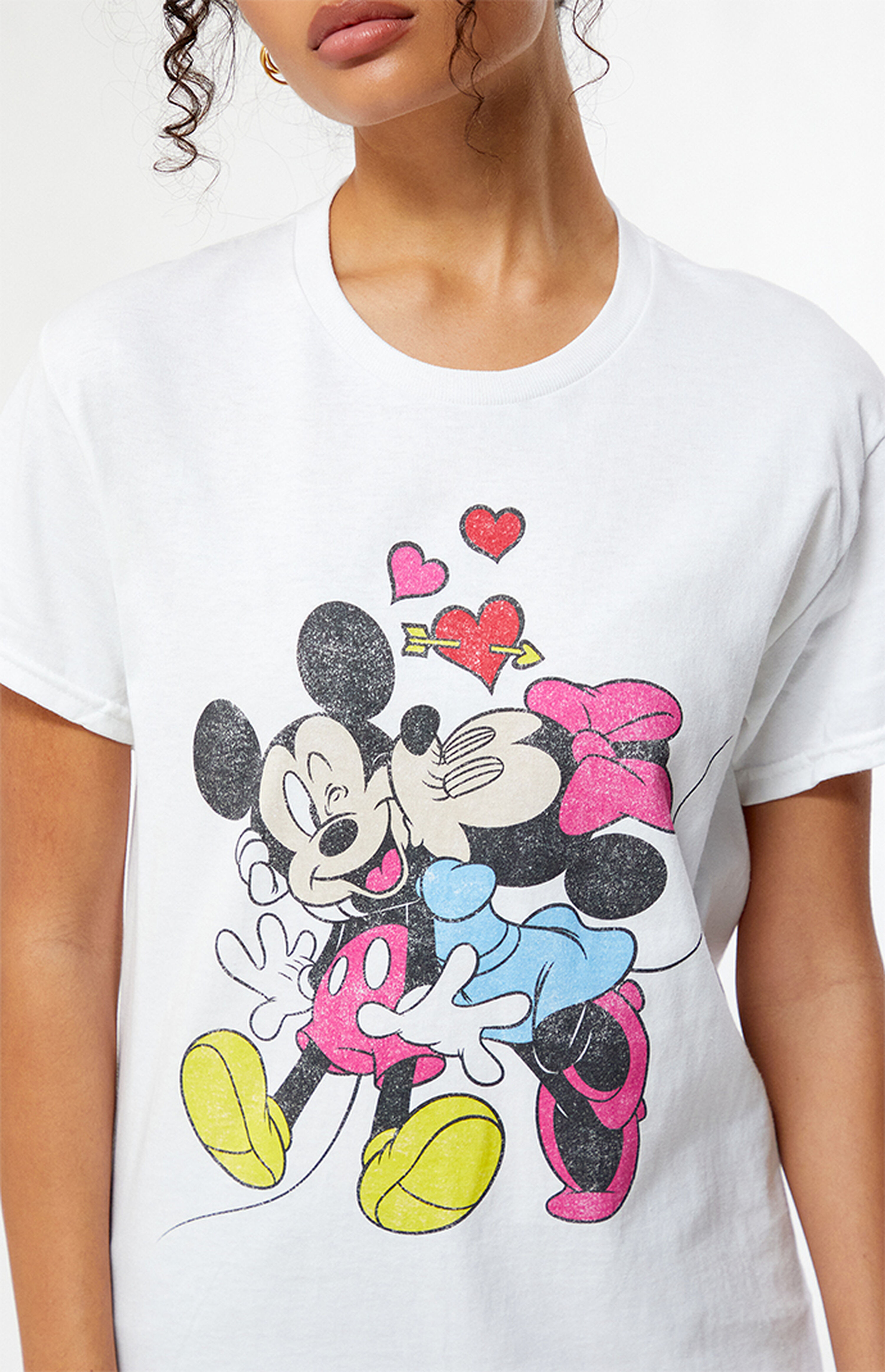 Disney Mickey & Minnie Kiss T-Shirt | PacSun