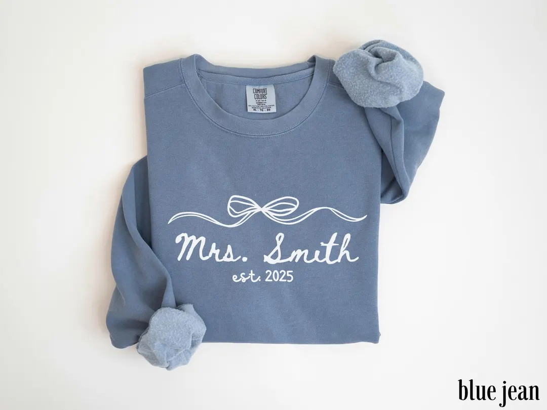 Custom Mrs Sweatshirt Comfort Colors® Coquette Future Mrs Crewneck Bridal Party Gift Last Name B... | Etsy (US)