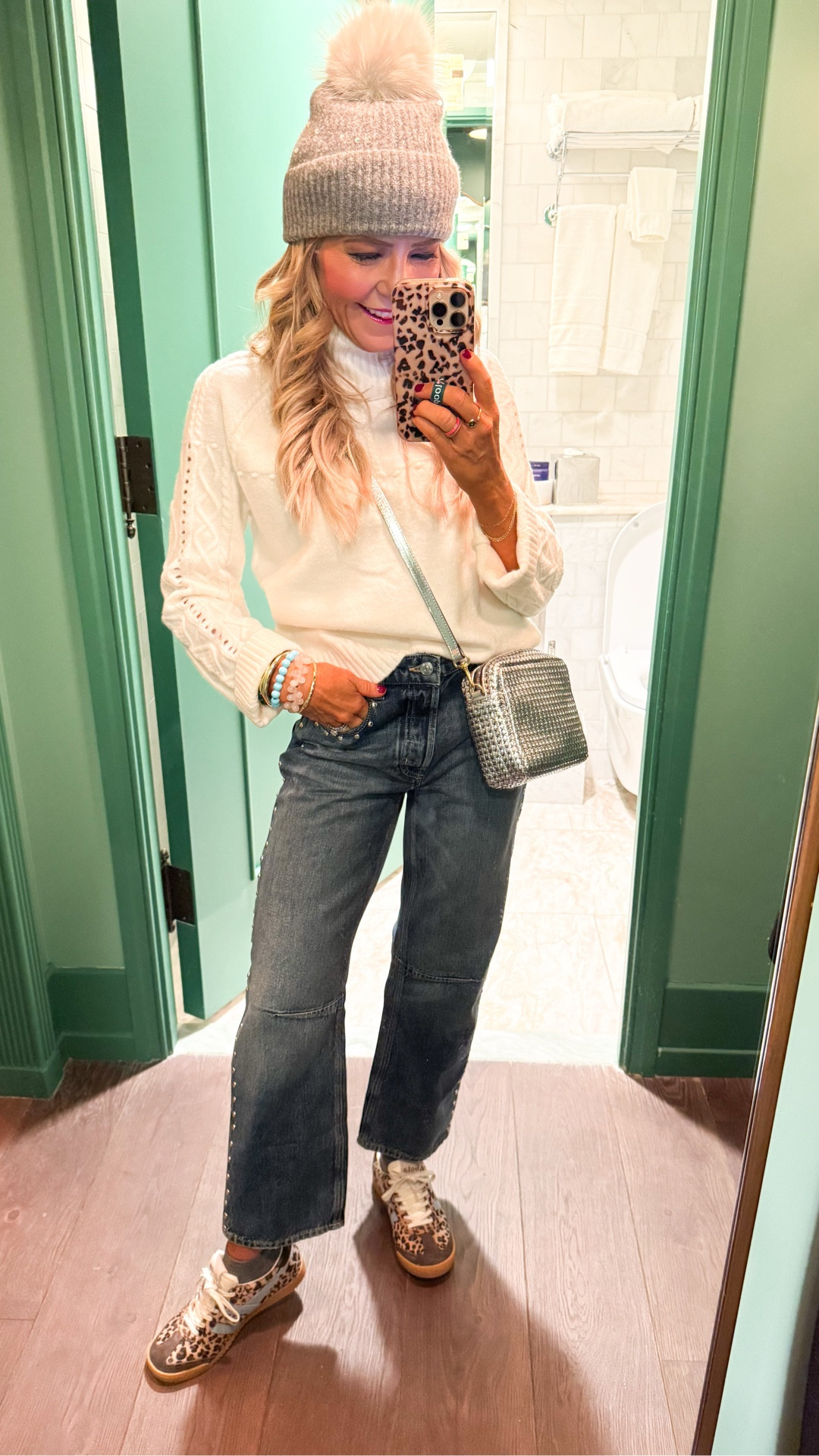 last day in NYC! wearing XXS in sweater and size 23 in denim • 

#LTKSeasonal #LTKHoliday #LTKTravel