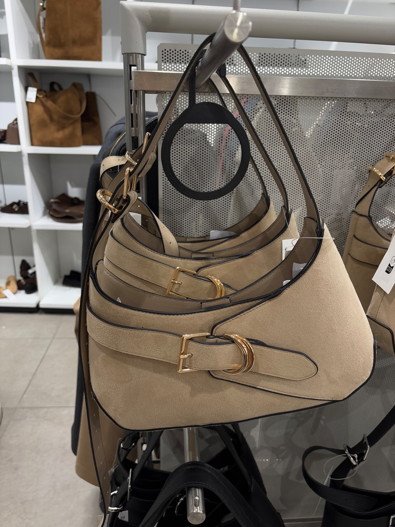 Cute affordable shoulder bag⭐️✨

#LTKSeasonal #LTKFestival #LTKItBag