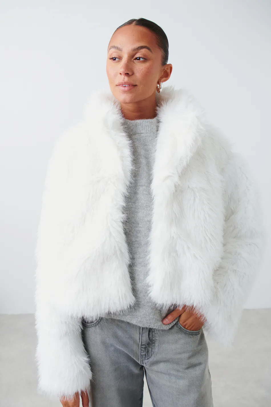 Faux fur collar jacket - Weiß - Dame - Gina Tricot | Gina Tricot SE