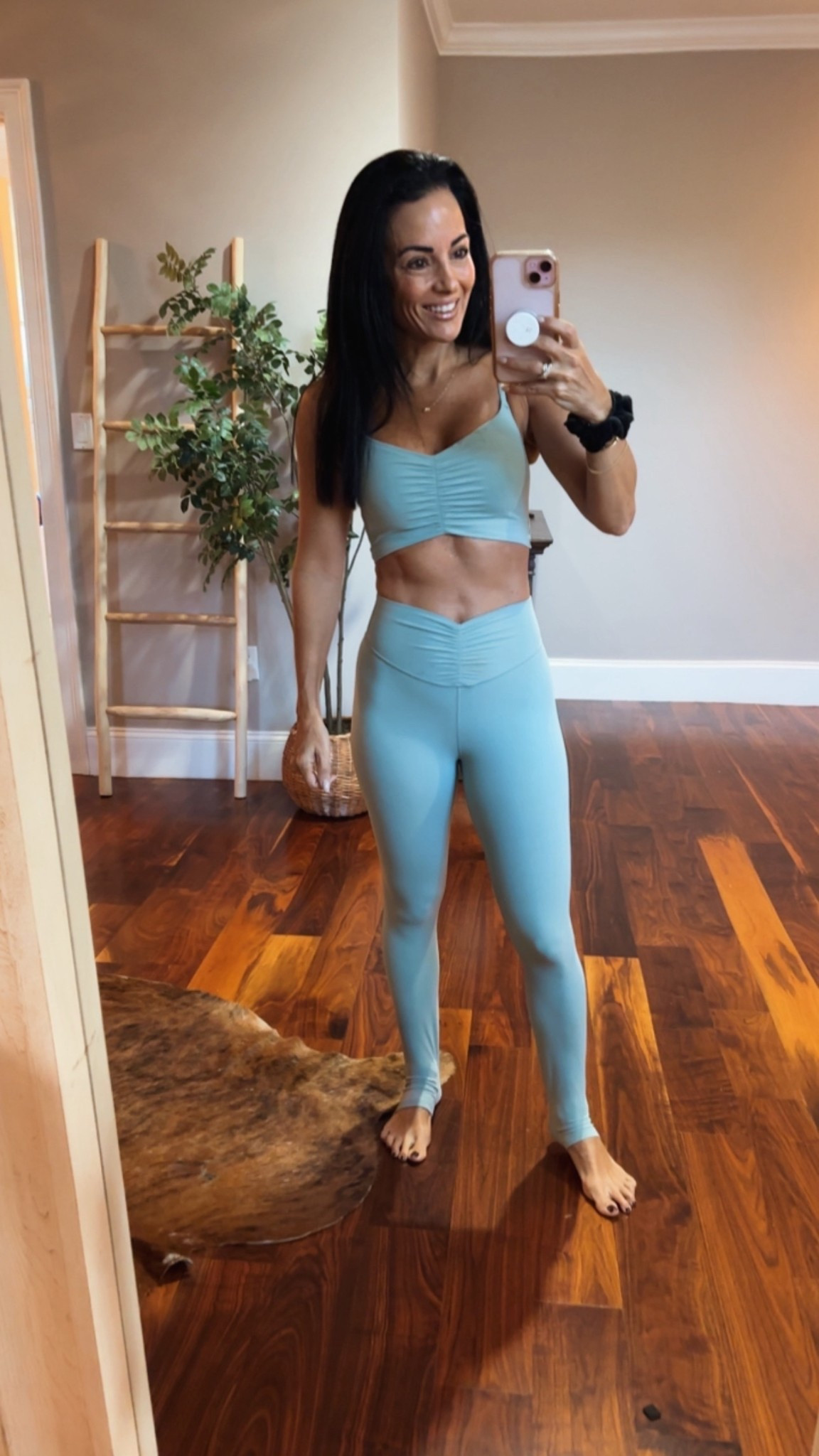 Super cute target workout set is on clearance! Other colors are available! Spend $35 for free shipping!


#LTKFindsUnder50 #LTKActive #LTKSaleAlert