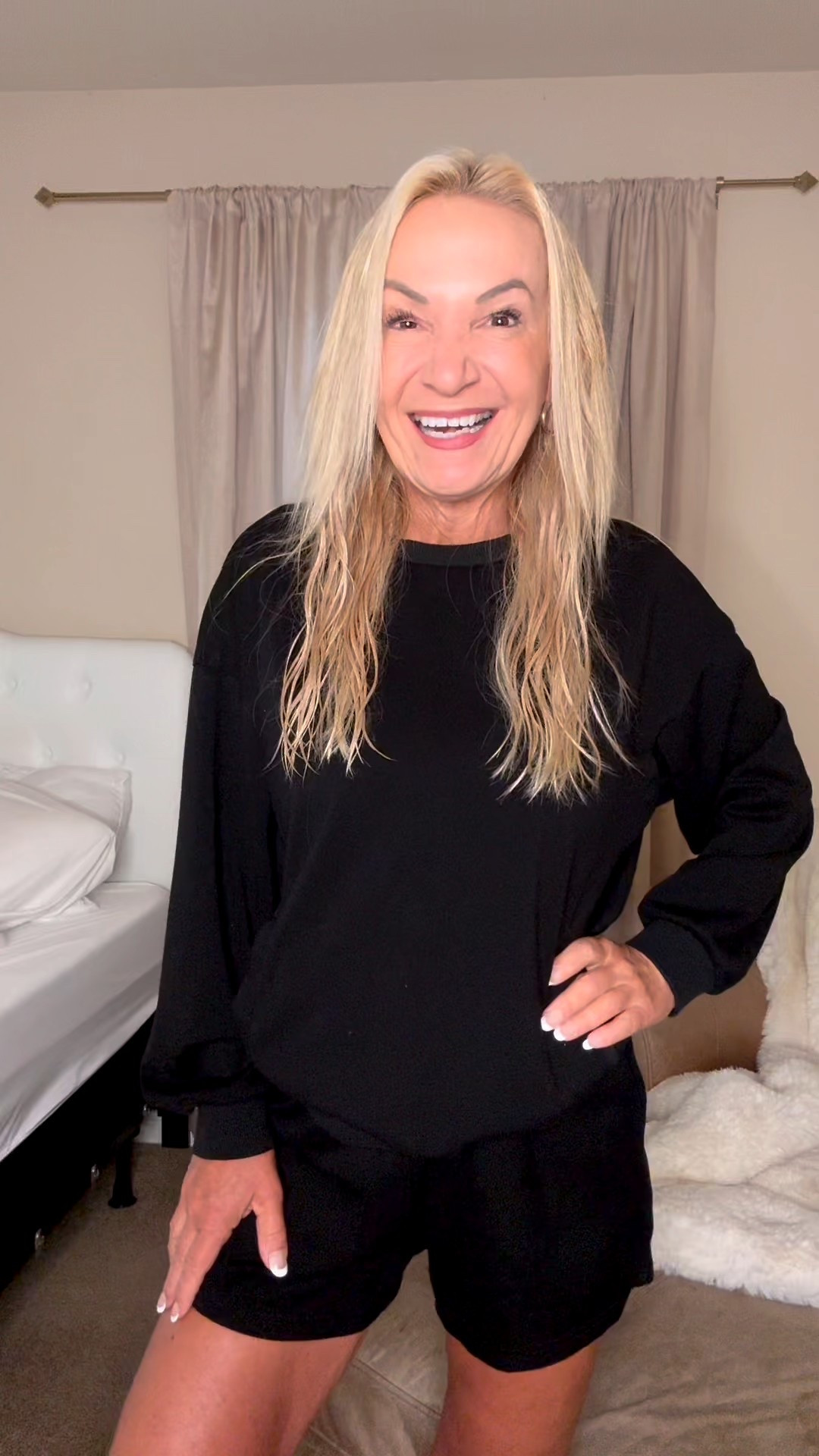 Love this little set- I’ve been wearing it for over a year and it still looks amazing. It’s great for travel too- I wore this on my overnight flight to Rome and was super comfy. 


xoxo
Elizabeth 





#LTKFindsUnder50 #LTKActive #LTKTravel