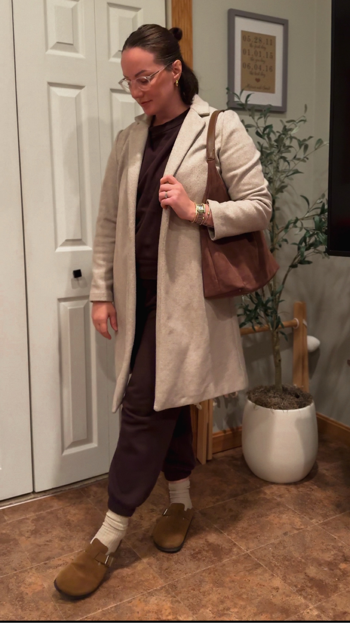 Love a good cozy set for a lazy Sunday ⛅️ coat is old from Zara 😭

#cozyfit #ootd #sundayoutfit

#LTKSeasonal #LTKHoliday #LTKMidsize