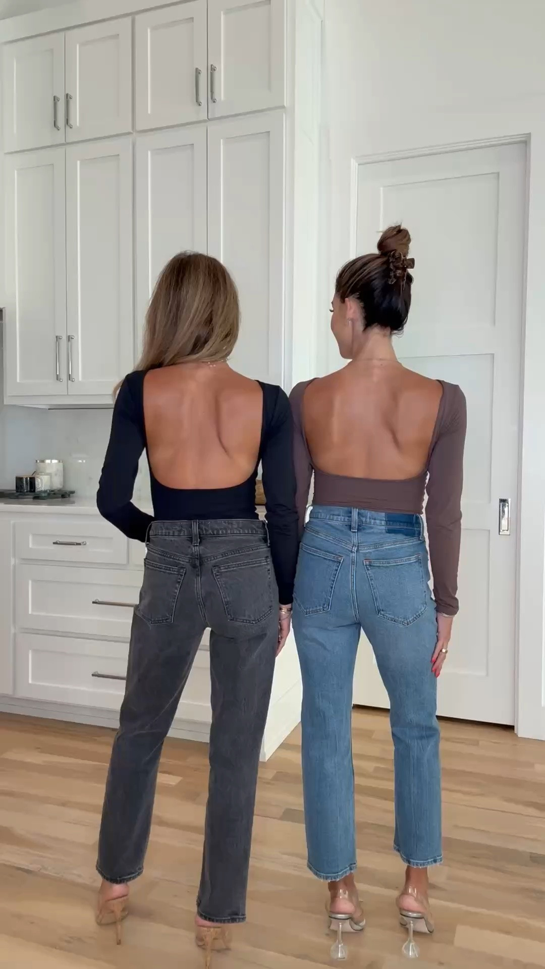 The most stunning open back long sleeve butter feeling tops on sale! Date night outfits 
Wearing size xs