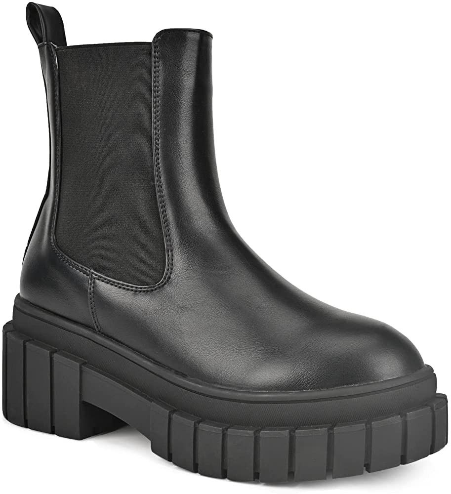 Black Chelsea Boots | Amazon  | Amazon (US)