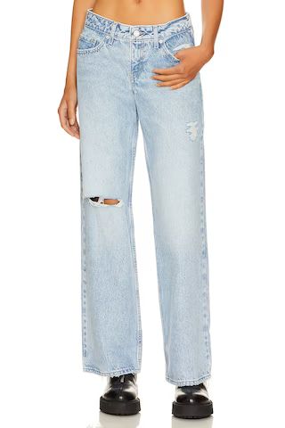 Low Loose Straight
                    
                    LEVI'S | Revolve Clothing (Global)