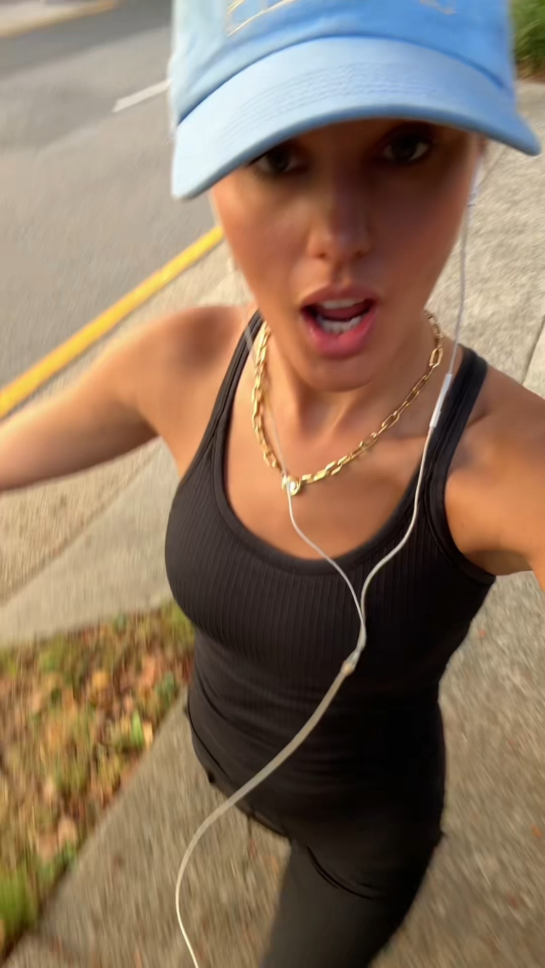 hot girl walk w fav new lulu pants 🖤  wearing size 2

#LTKaustralia #LTKfitness