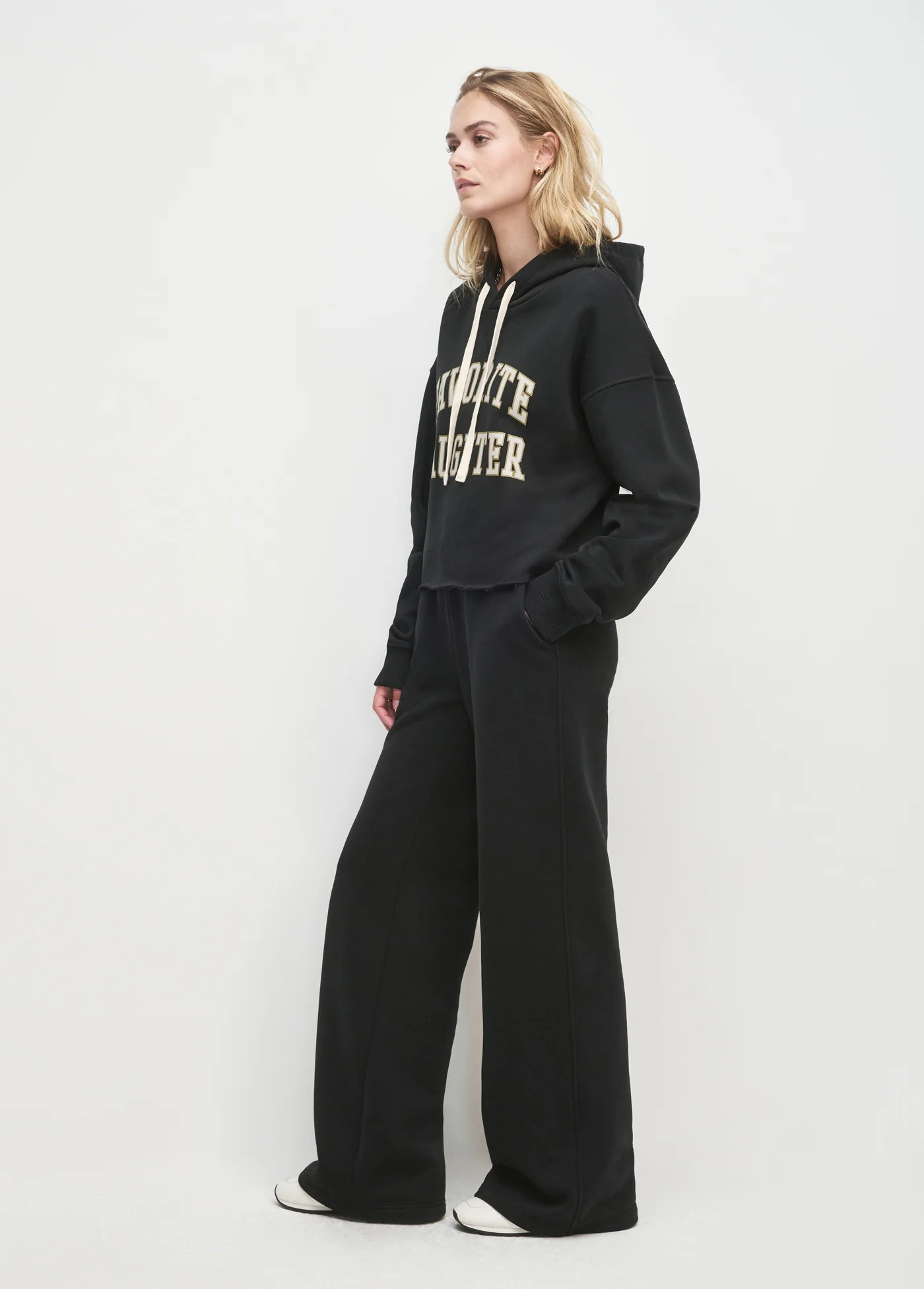 THE CROPPED COLLEGIATE HOODIE | Favorite Daughter