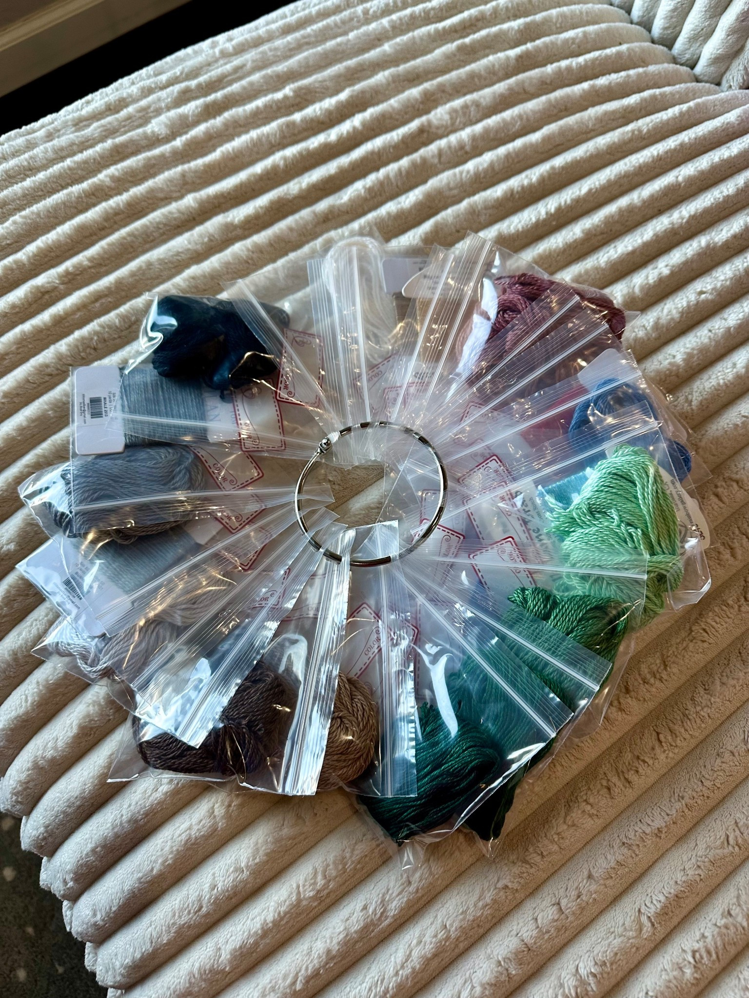 For all my needlepoint lovers!! 😍🪡
200 bags / 3 rings thread organizer $30

#LTKFindsUnder50