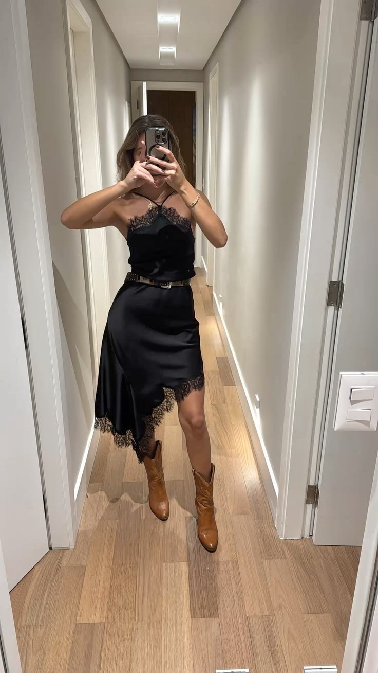 black brown, white lace /satin silk midi dress

Boots

#LTKootd #LTKPetite #LTKBeauty