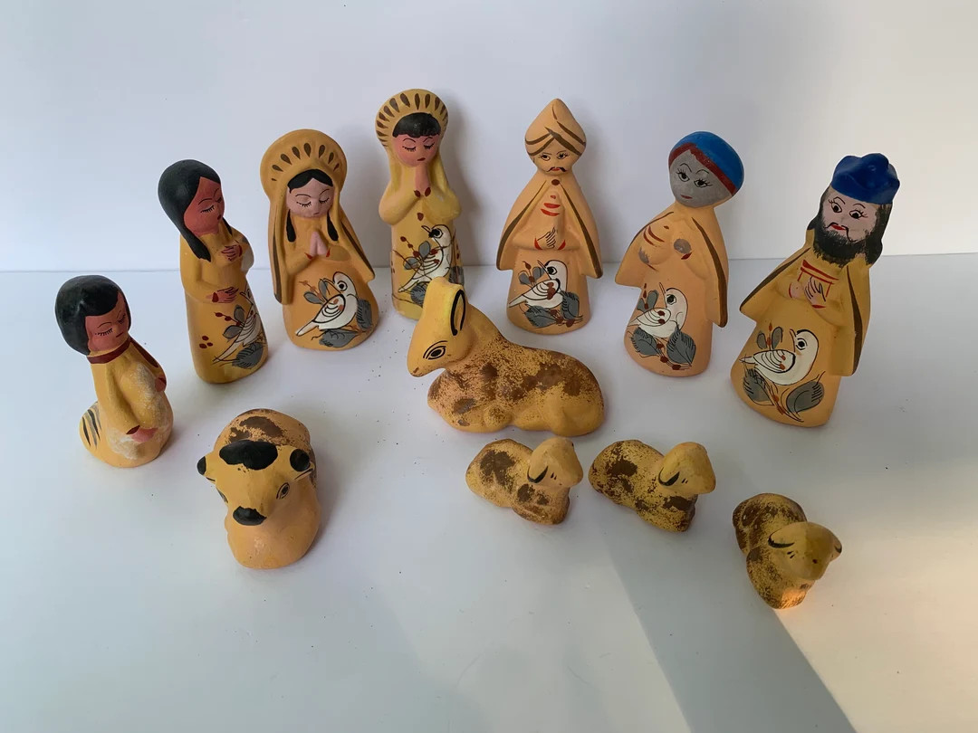 Vintage Mexican Pottery Nativity Figures - Handmade & Hand Painted - 13 Pieces - Tallest is 4.5... | Etsy (US)