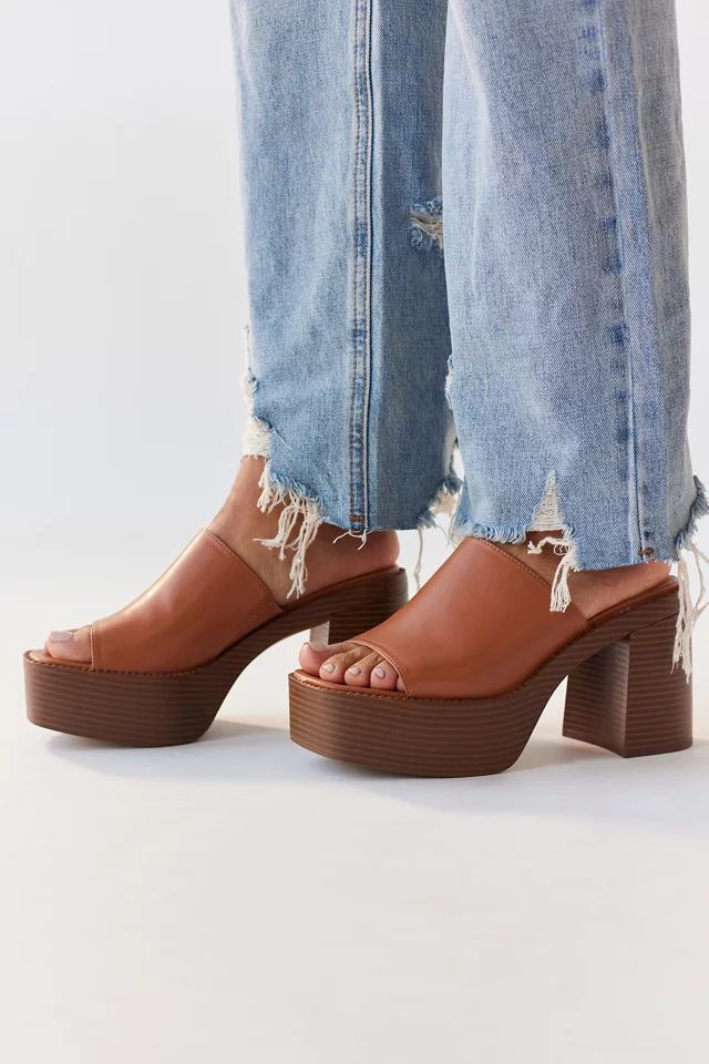 UO Paloma Mule Platform Sandal | Urban Outfitters (US and RoW)