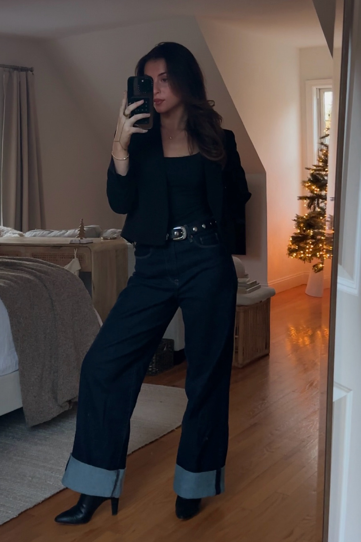 Office ootd! 

Sized up to a 27 in the jeans 

#LTKWorkwear #LTKStyleTip