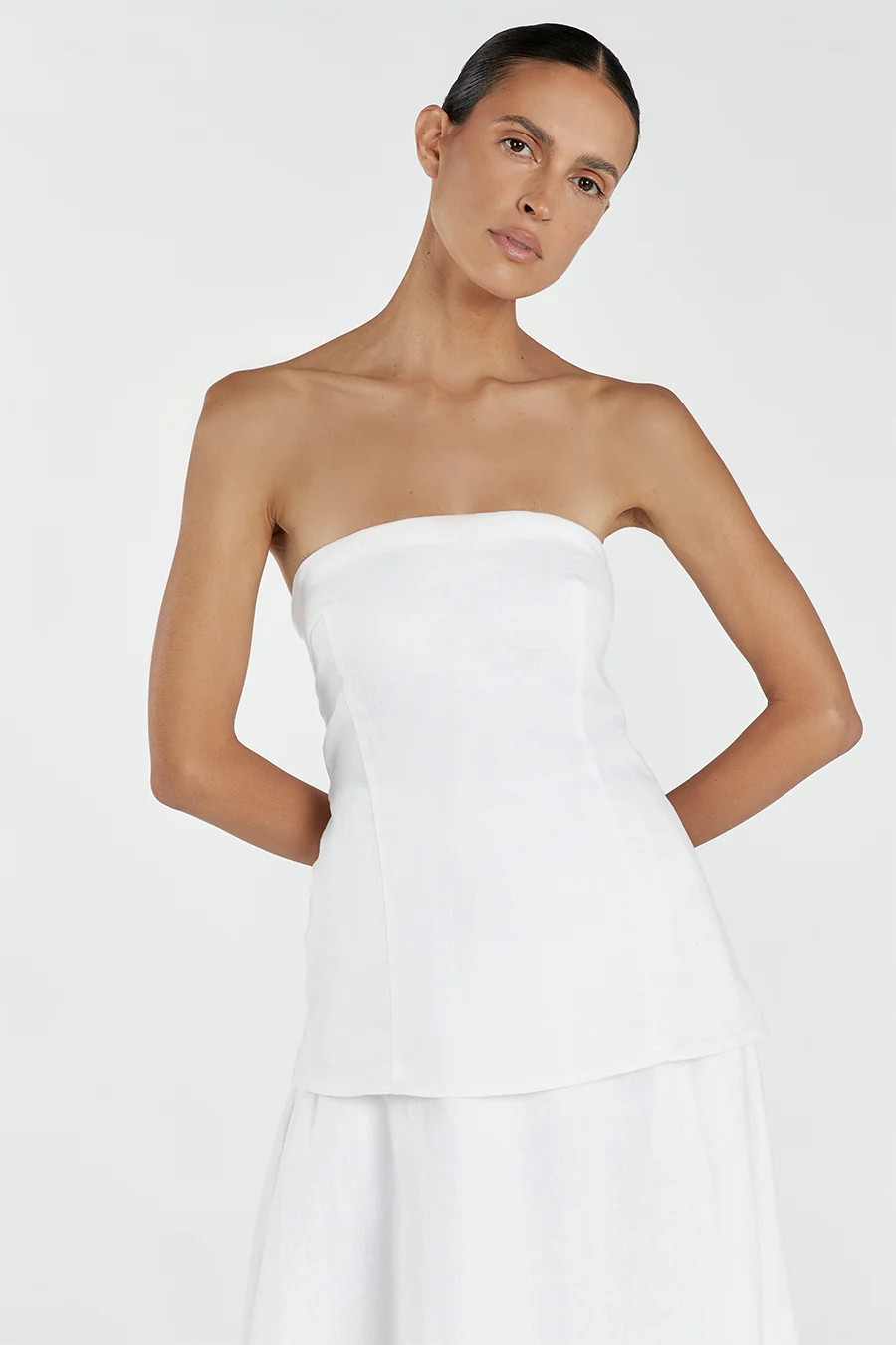 SASKIA WHITE LINEN STRAPLESS DRESS | DISSH
