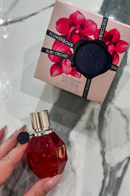 You guys! This floral perfume is SO GOOD!!!!! I just got it and it smells SO DELICIOUS!!! great for day or night!!! #perfume #fragrance #beauty #skincare 

#LTKfindsunder50 #LTKfindsunder100 #LTKbeauty