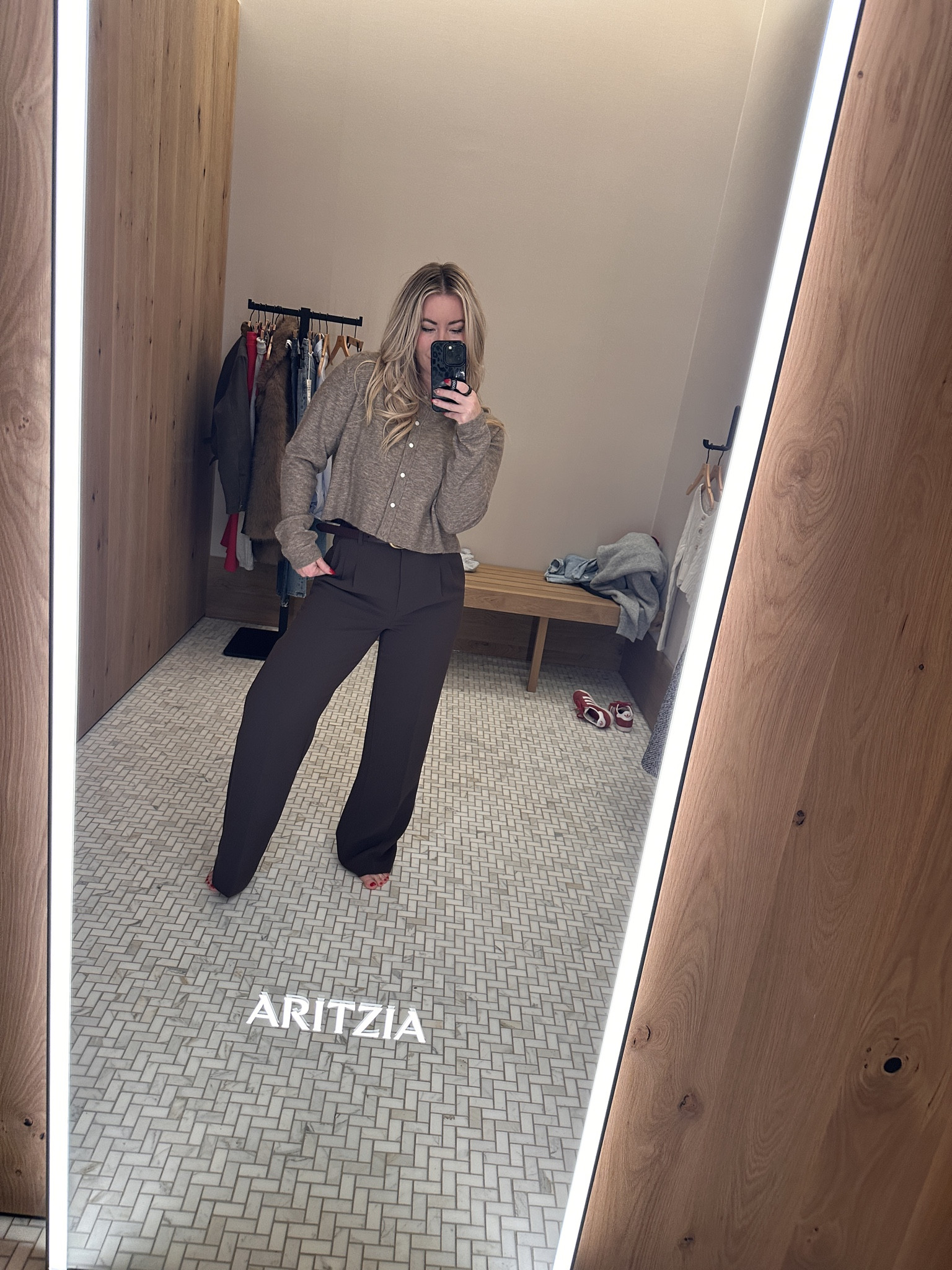 Aritzia, try on, haul, contour bodysuit, workwear, wide leg trousers  

#LTKGiftGuide #LTKHoliday #LTKWorkwear