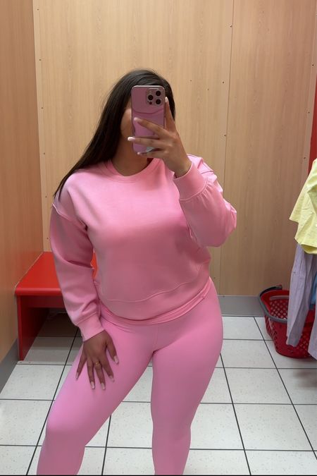 If you love pink, these athleisure pieces are so good!!! And they come in other colors too!!! 

#LTKfitness #LTKfindsunder50 #LTKstyletip