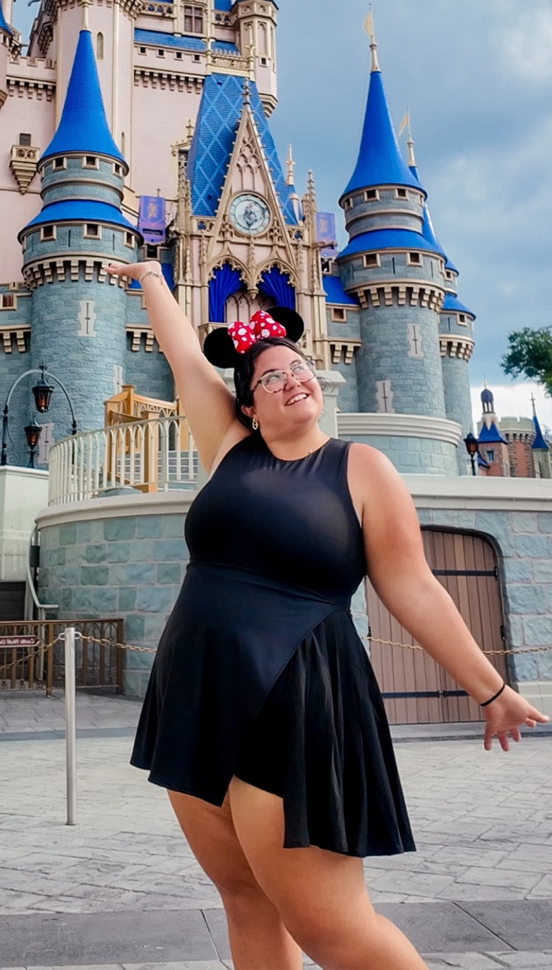 Simple and chic Magic Kingdom athletic dress outfit 

#LTKTravel #LTKMidsize #LTKActive