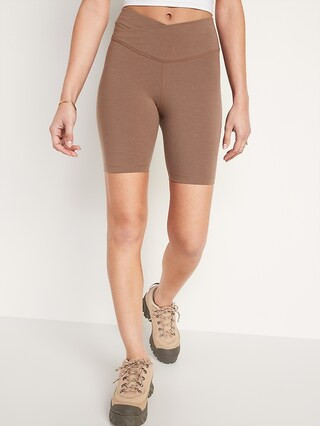 Extra High-Waisted PowerChill Crossover Hidden-Pocket Biker Shorts for Women -- 8-inch inseam | Old Navy (US)