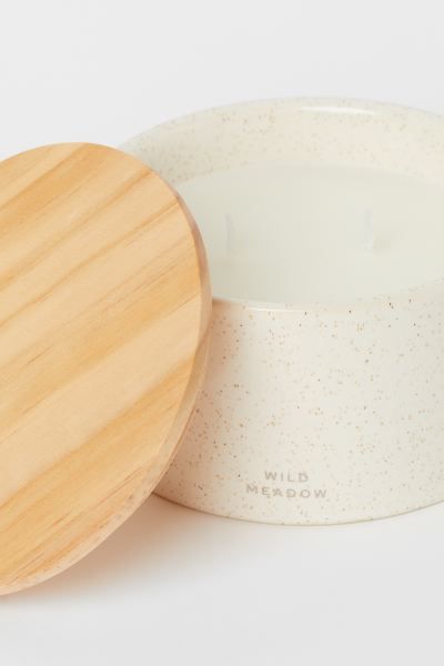 Scented, two-wick candle in a ceramic holder with wooden lid to help preserve fragrance when cand... | H&M (US)