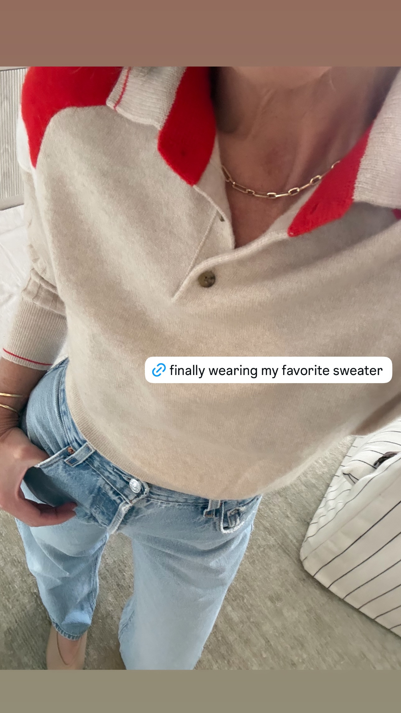 Wearing my new favorite sweater and sunnies 

 #LTKootd #LTKSeasonal