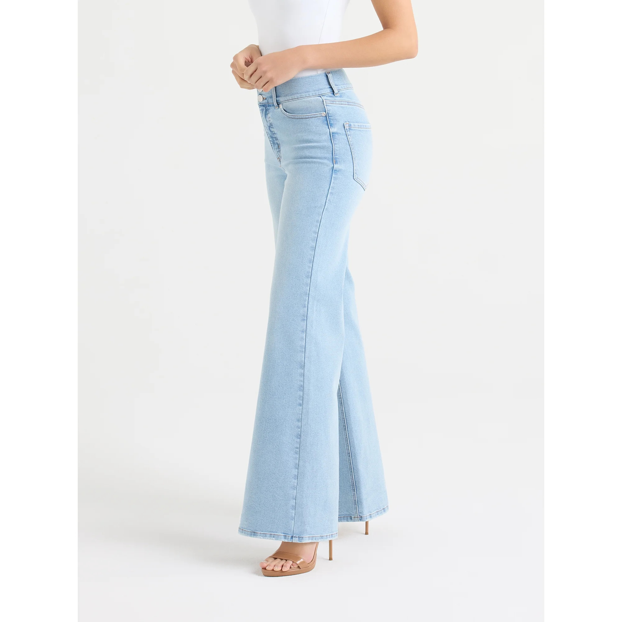 Sofia by Sofia Vergara Women's and Women's Plus Margot Wide Leg High Rise Jeans, 30.5" and 32.5" ... | Walmart (US)