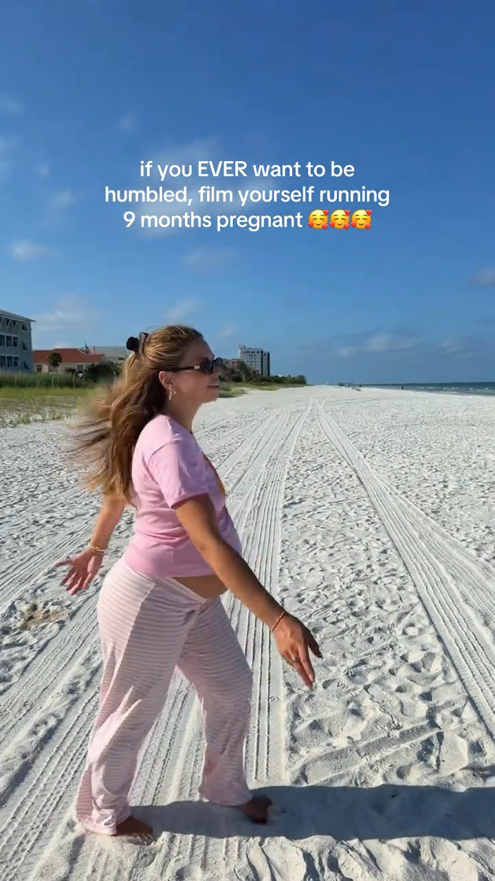 this is me 🐳🏃🏼‍♀️💨 WHY am I running like that #9monthspregnant

#LTKootd #LTKBump #LTKSeasonal